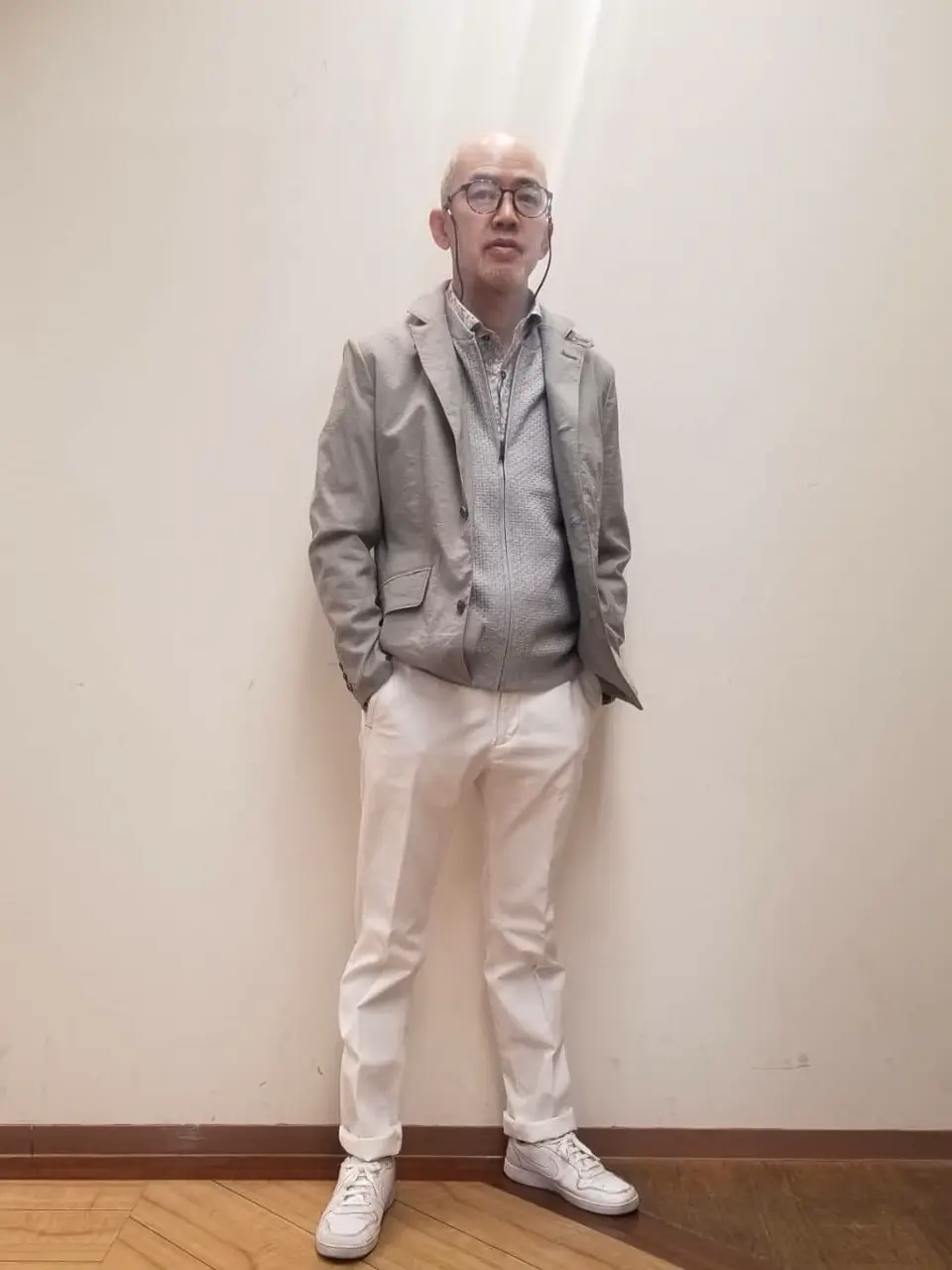  加賀谷 コーディネート画像