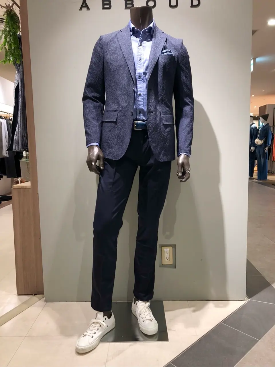 JOSEPH ABBOUD 川田 コーディネート画像