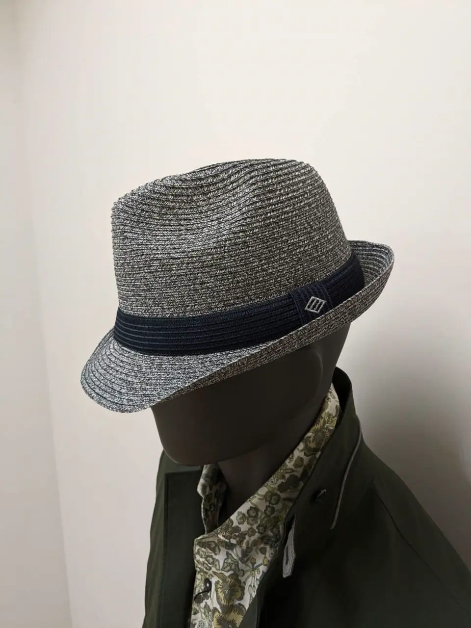 JOSEPH ABBOUD 大久 コーディネート画像