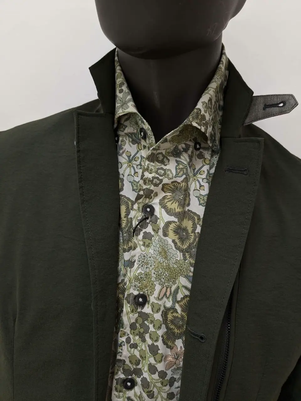 JOSEPH ABBOUD 大久 コーディネート画像