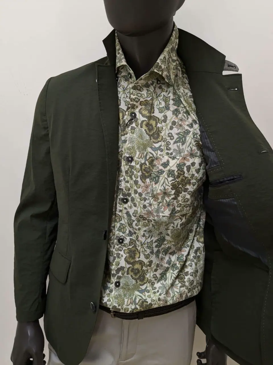 JOSEPH ABBOUD 大久 コーディネート画像