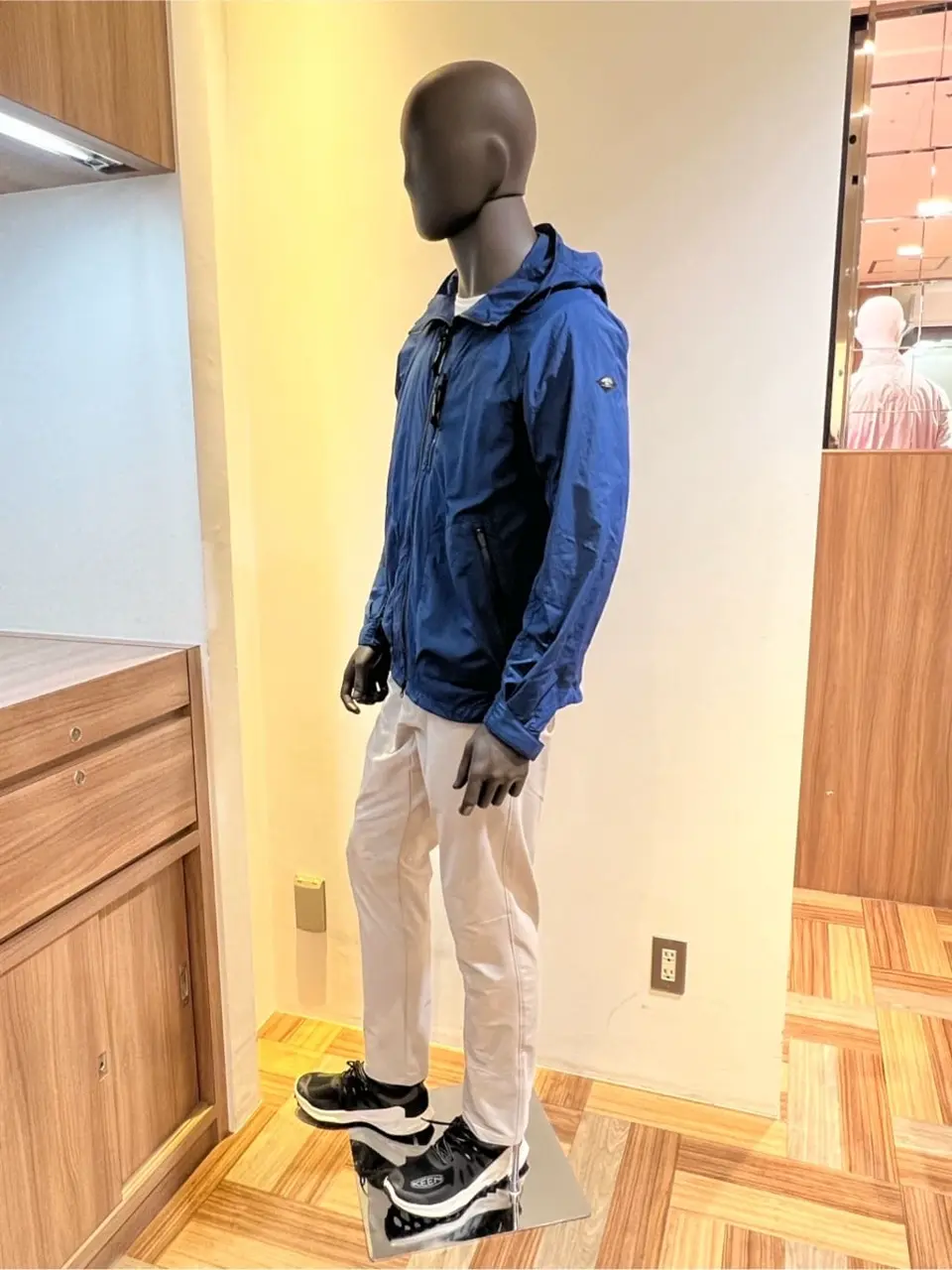 JOSEPH ABBOUD 森部 コーディネート画像