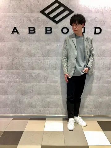 JOSEPH ABBOUD 足立 コーディネート画像