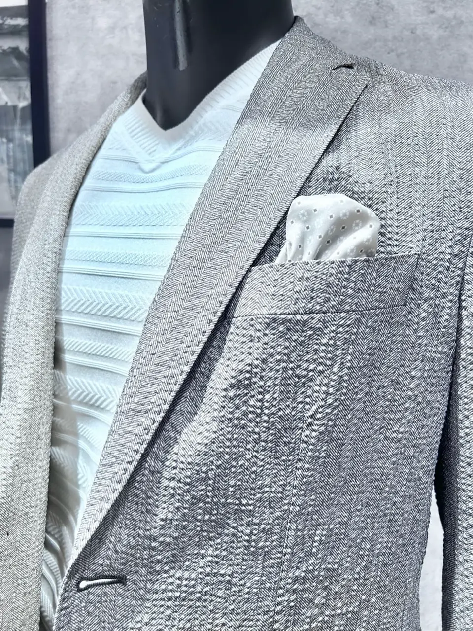 JOSEPH ABBOUD 二澤 コーディネート画像
