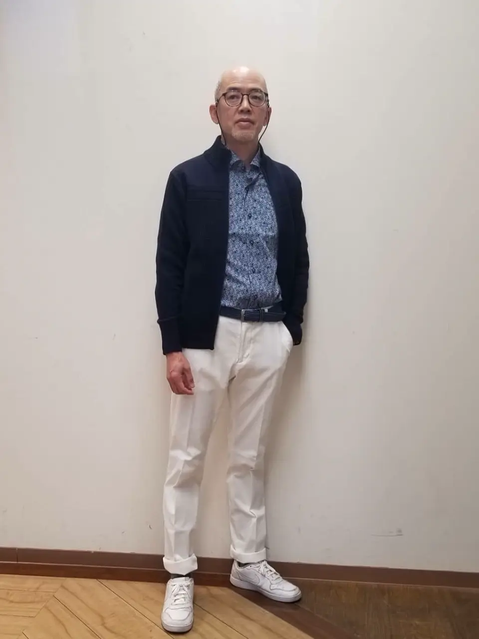  加賀谷 コーディネート画像