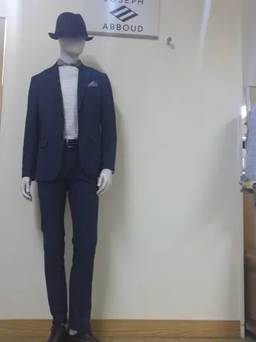JOSEPH ABBOUD 平林 コーディネート画像