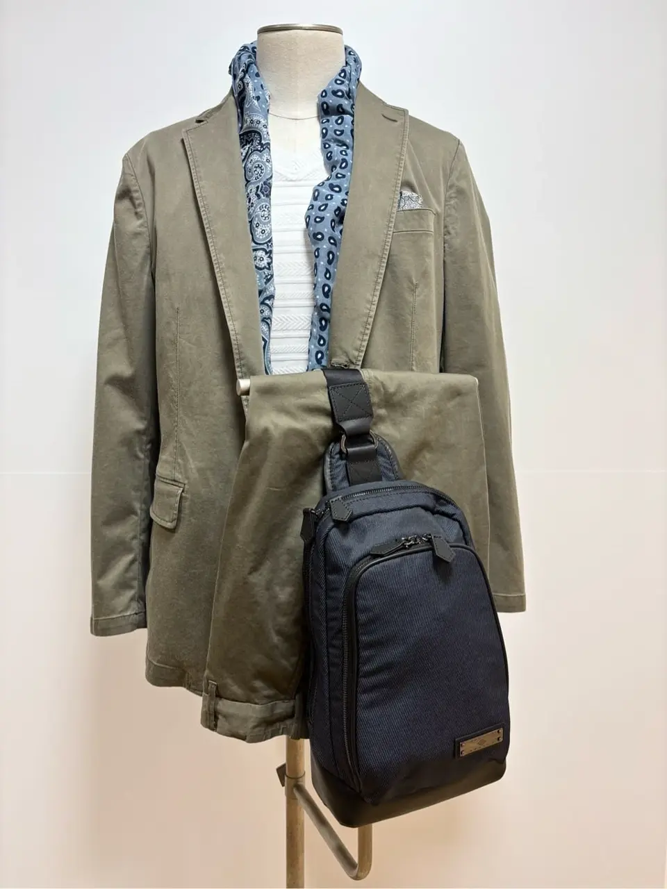 JOSEPH ABBOUD 竹元 コーディネート画像