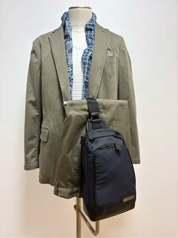 JOSEPH ABBOUD 竹元 コーディネート画像