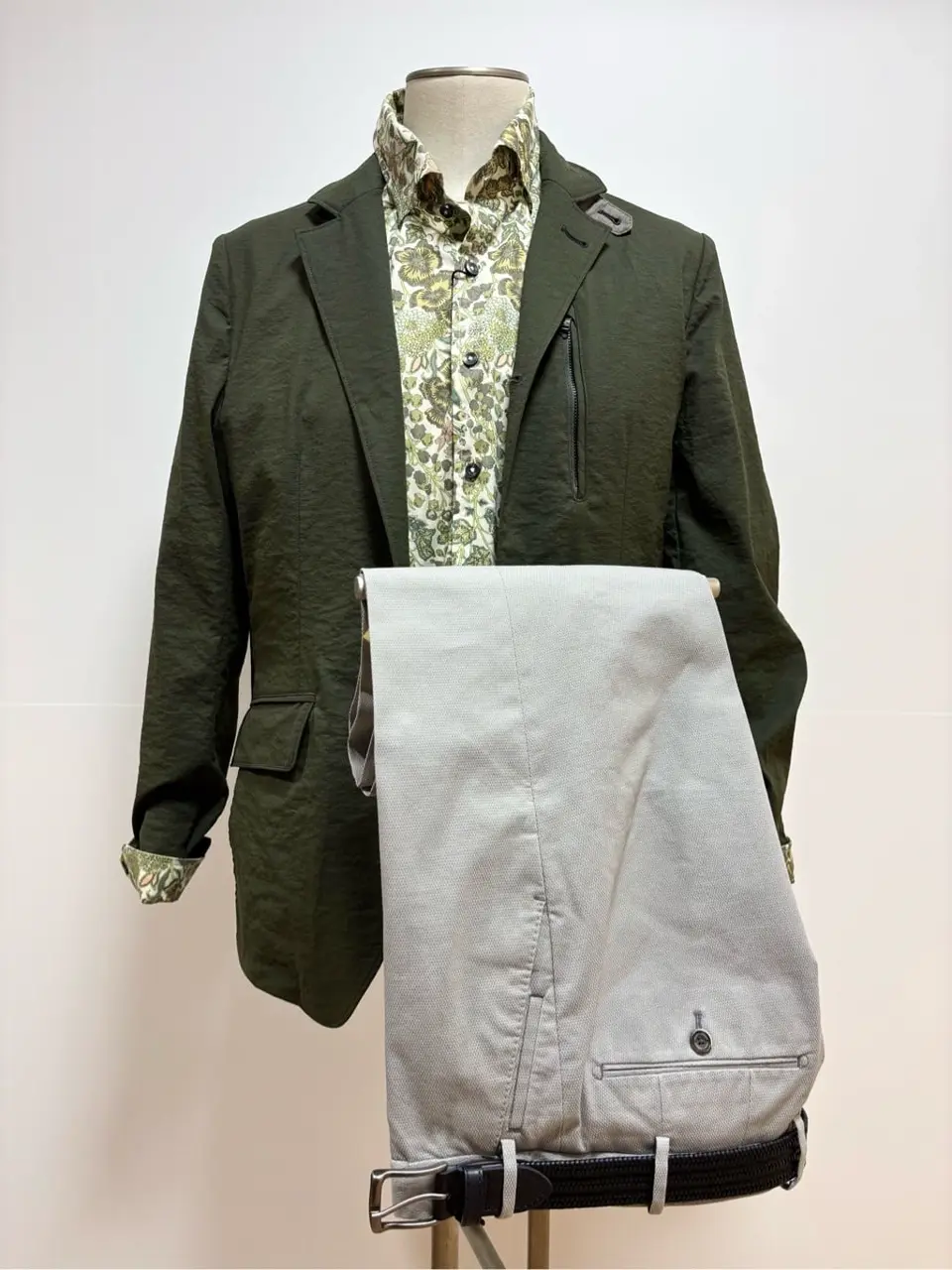 JOSEPH ABBOUD 竹元 コーディネート画像