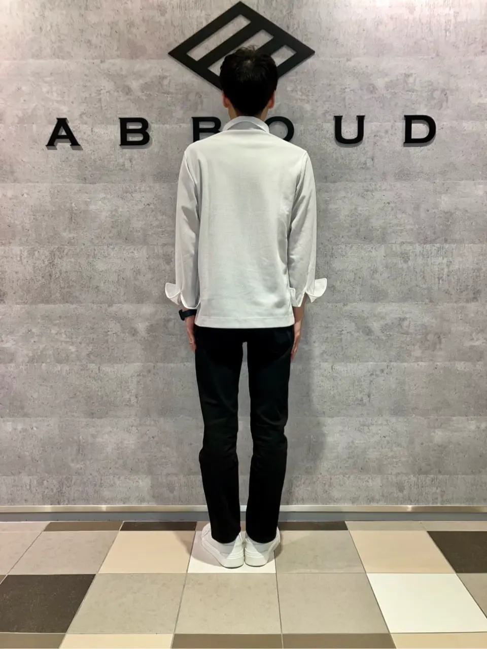 JOSEPH ABBOUD 足立 コーディネート画像