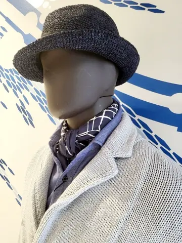 JOSEPH ABBOUD 亀井 コーディネート画像