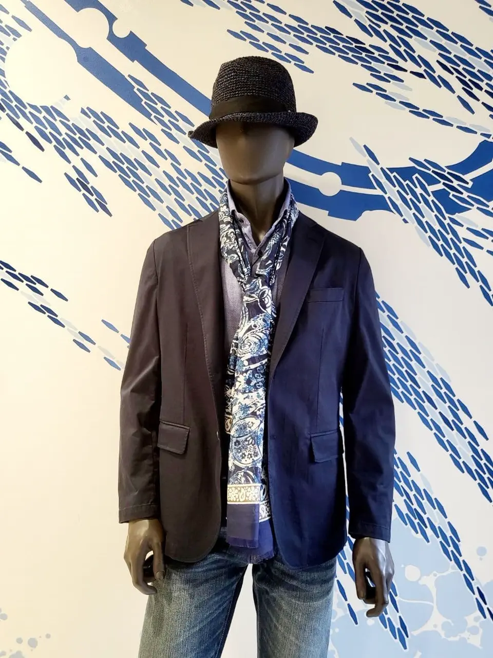 JOSEPH ABBOUD 亀井 コーディネート画像
