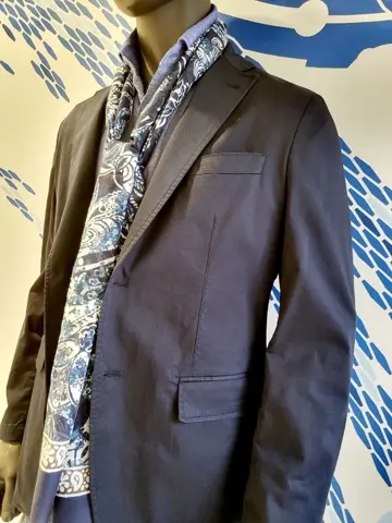 JOSEPH ABBOUD 亀井 コーディネート画像