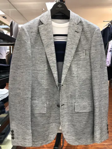 JOSEPH ABBOUD 小籏 コーディネート画像