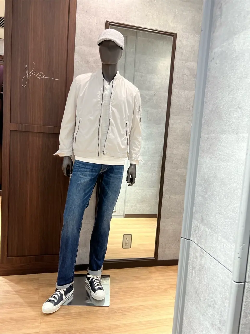 JOSEPH ABBOUD 上條 コーディネート画像