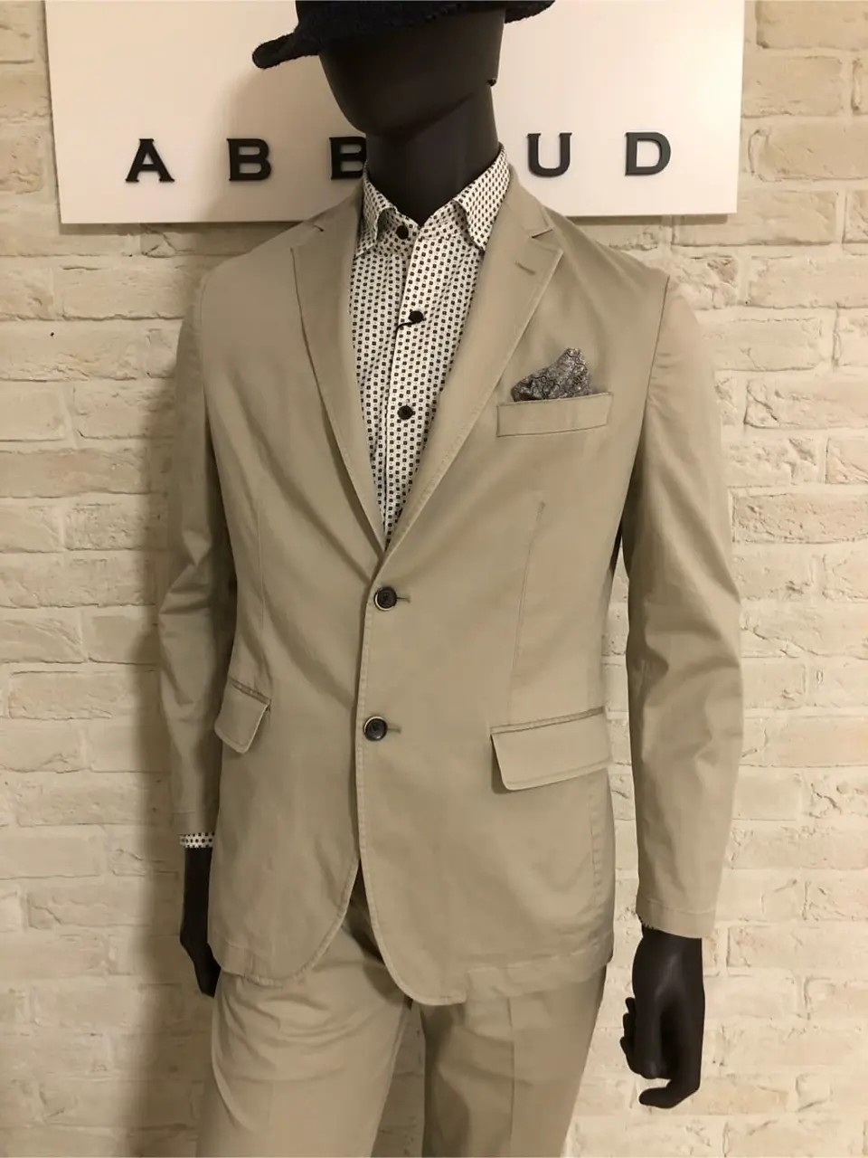 JOSEPH ABBOUD 山口 コーディネート画像