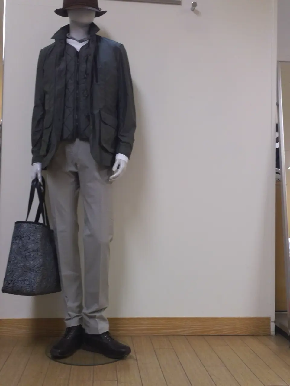  平林 コーディネート画像