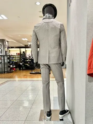 JOSEPH ABBOUD 上田 コーディネート画像