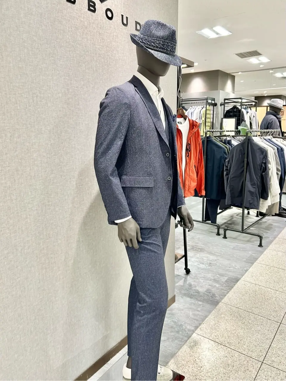 JOSEPH ABBOUD 上田 コーディネート画像