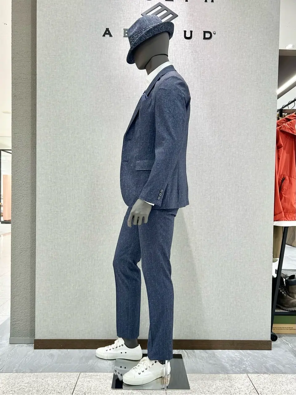 JOSEPH ABBOUD 上田 コーディネート画像