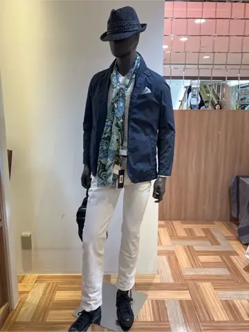 JOSEPH ABBOUD 小城 コーディネート画像