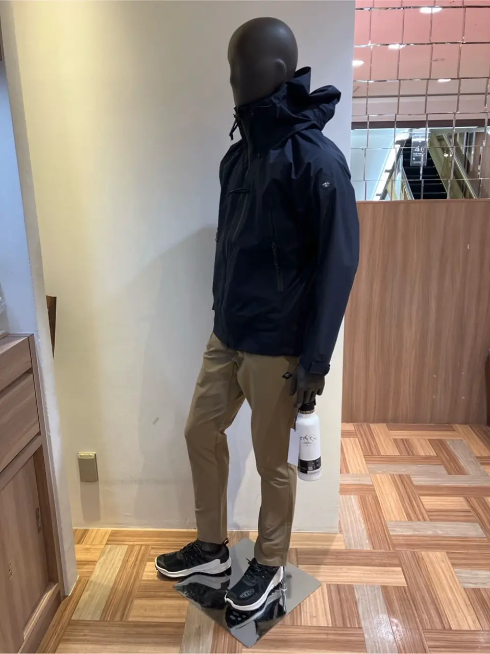 JOSEPH ABBOUD 三澄 コーディネート画像