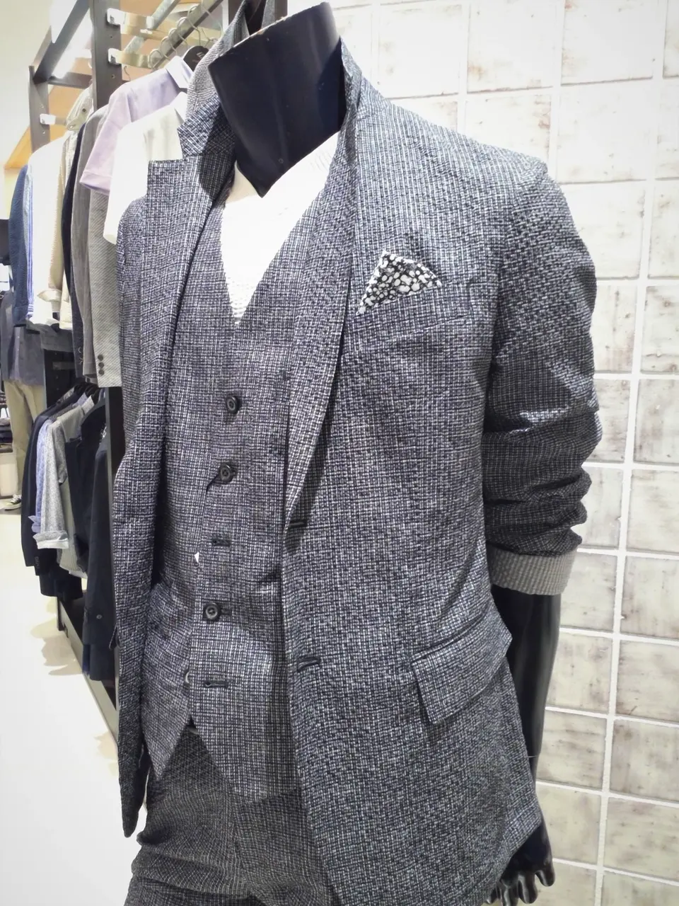 JOSEPH ABBOUD 前田 コーディネート画像