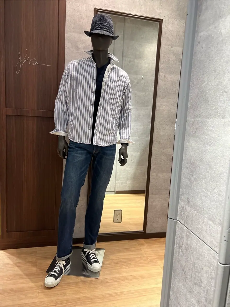 JOSEPH ABBOUD 上條 コーディネート画像