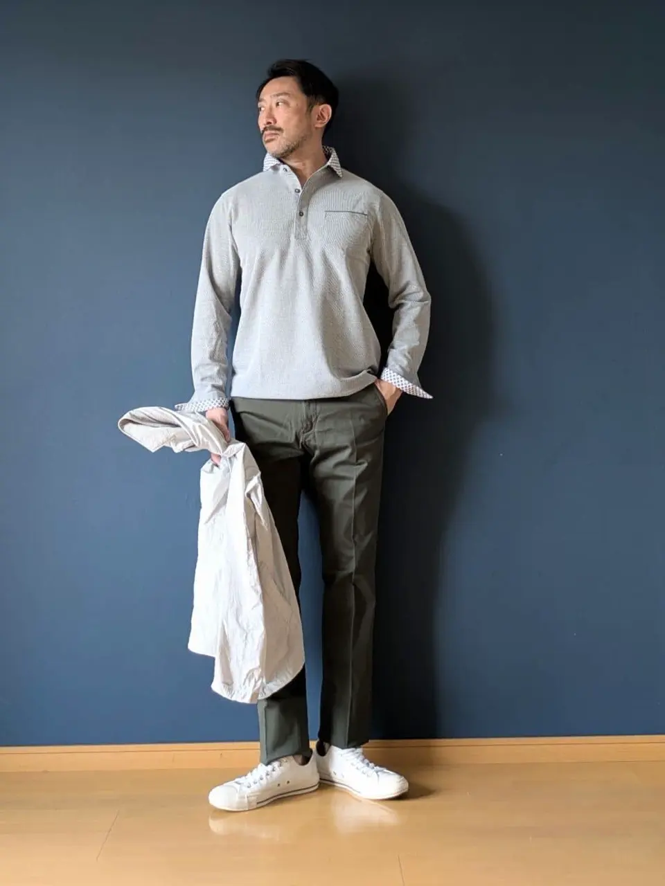 JOSEPH ABBOUD 安東 コーディネート画像