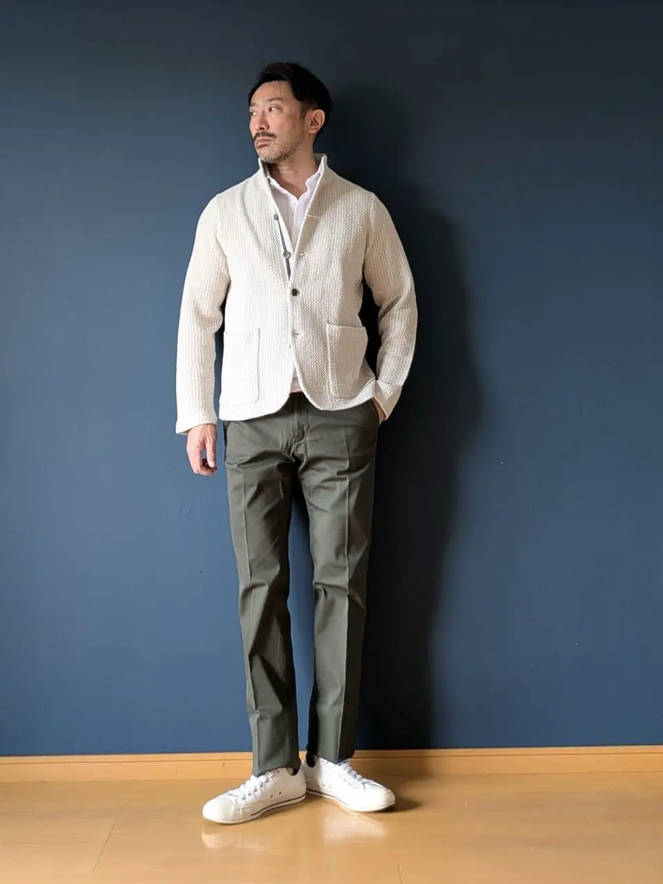 JOSEPH ABBOUD 安東 コーディネート画像