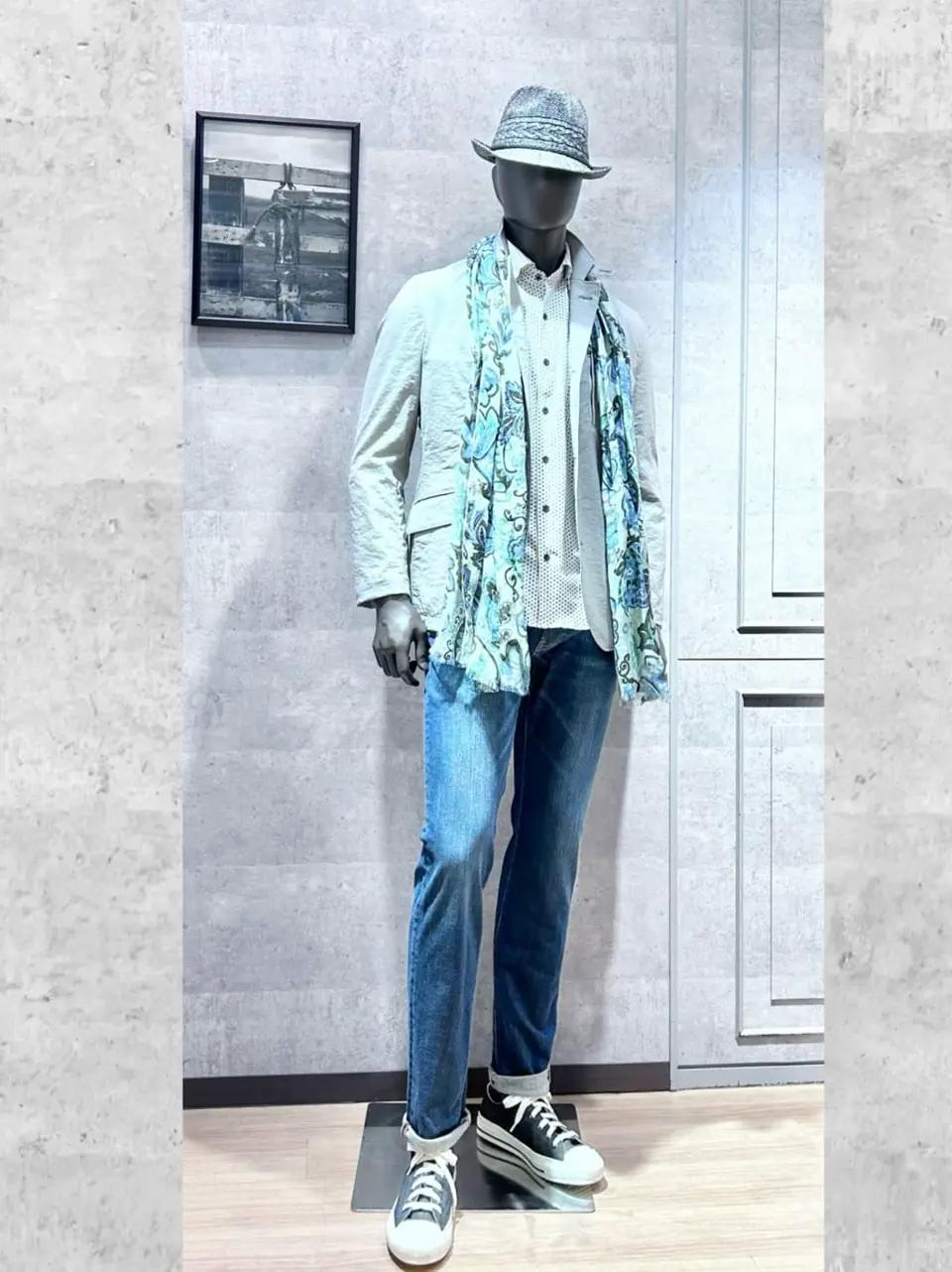 JOSEPH ABBOUD 二澤 コーディネート画像