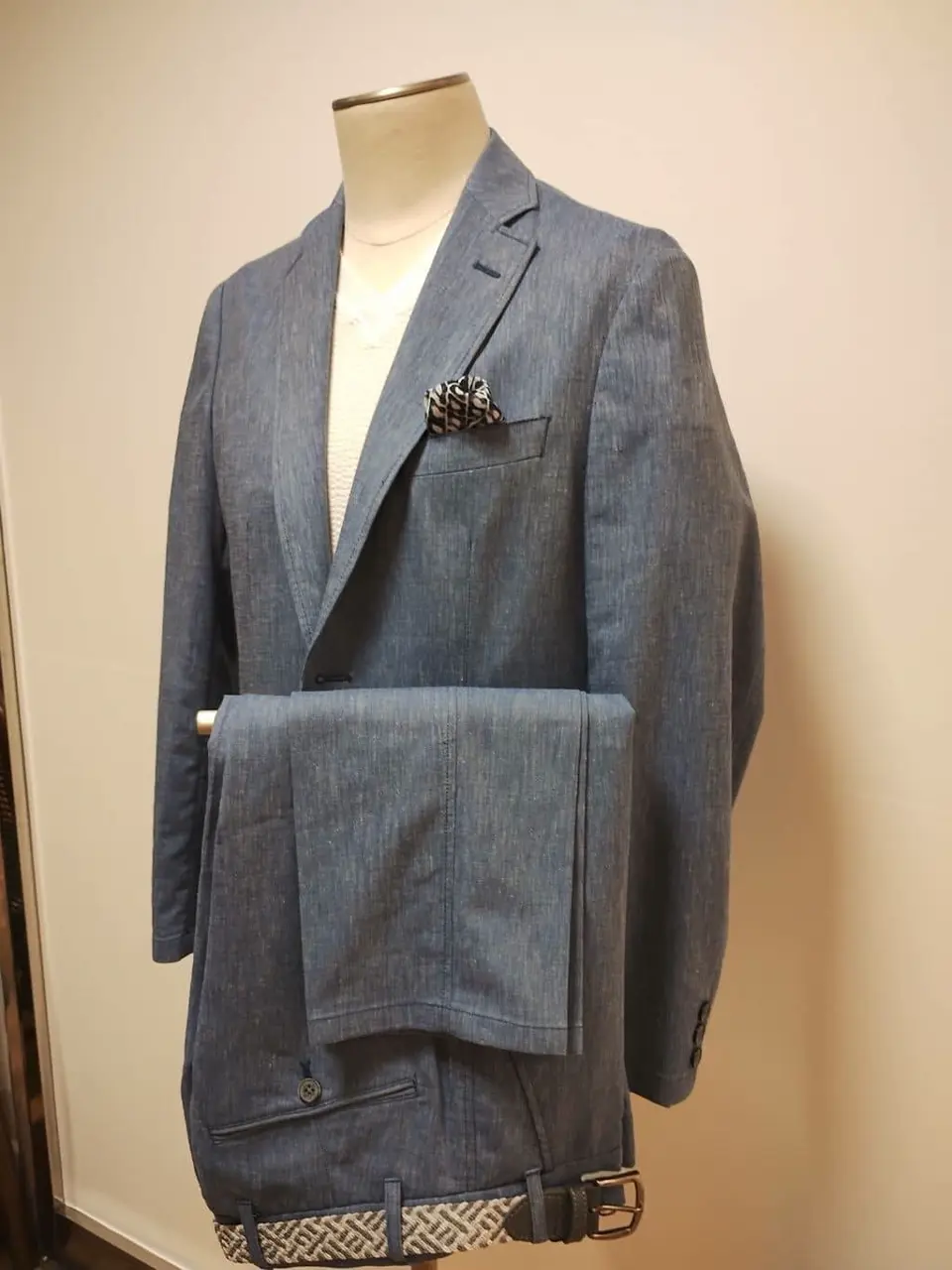 JOSEPH ABBOUD 三宅 コーディネート画像