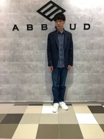 JOSEPH ABBOUD 足立 コーディネート画像