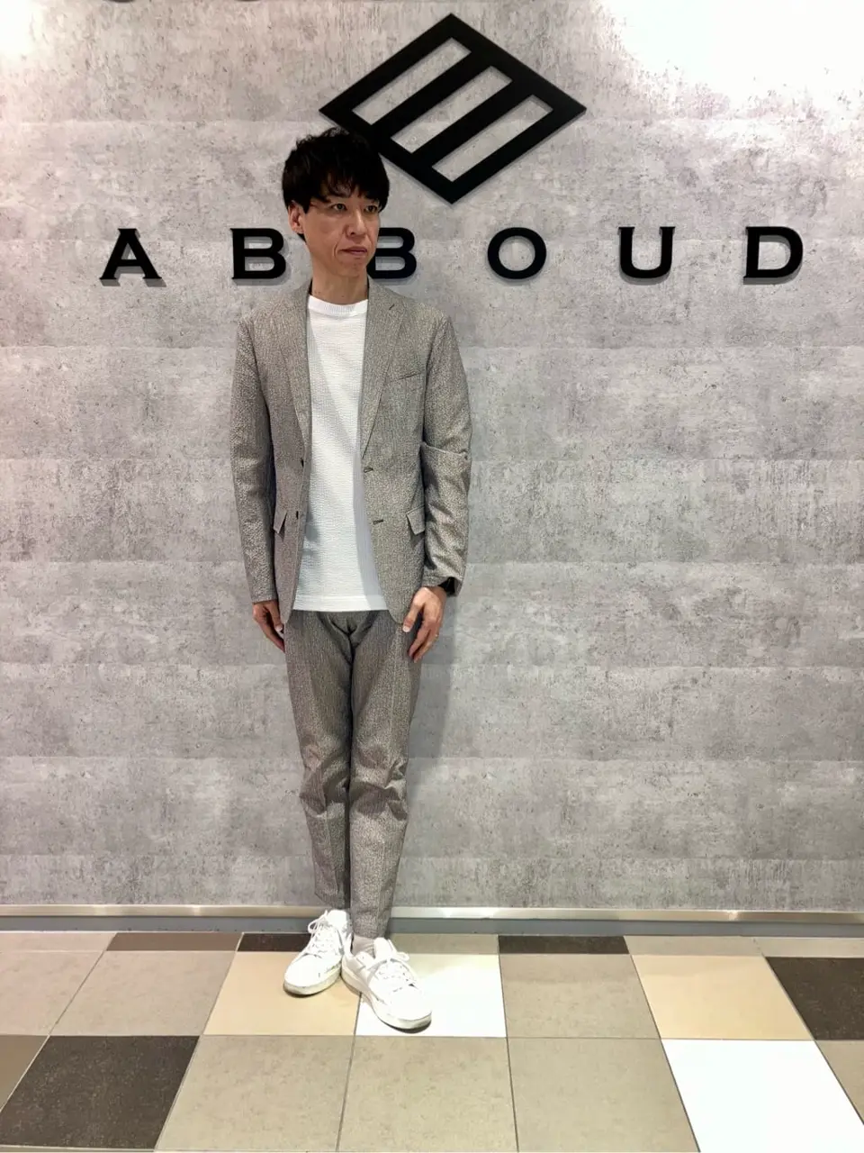 JOSEPH ABBOUD 足立 コーディネート画像