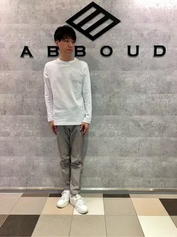 JOSEPH ABBOUD 足立 コーディネート画像