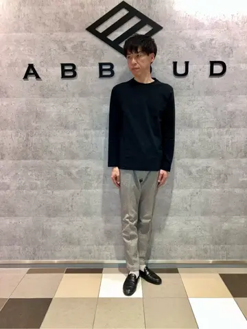 JOSEPH ABBOUD 足立 コーディネート画像