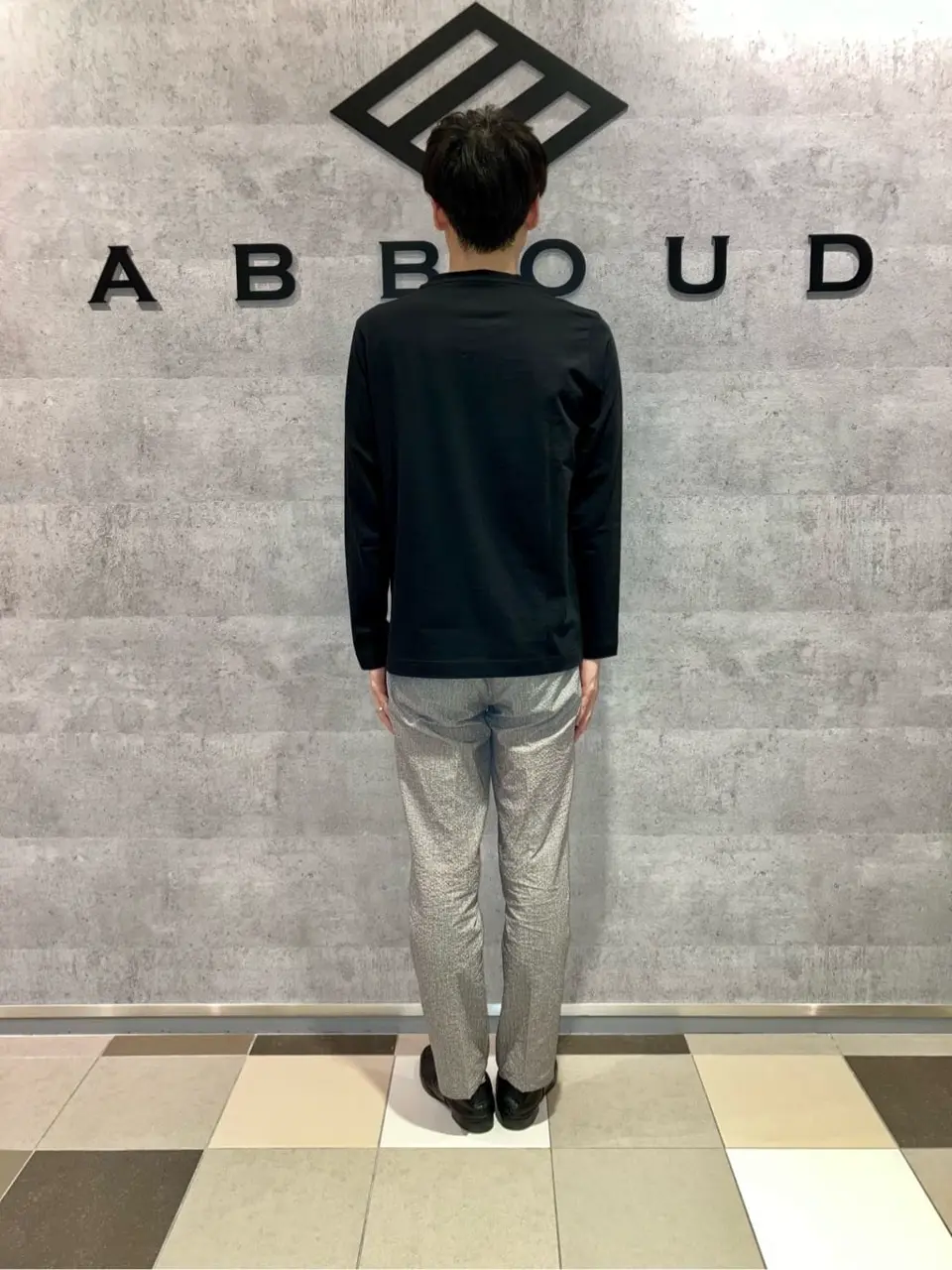 JOSEPH ABBOUD 足立 コーディネート画像