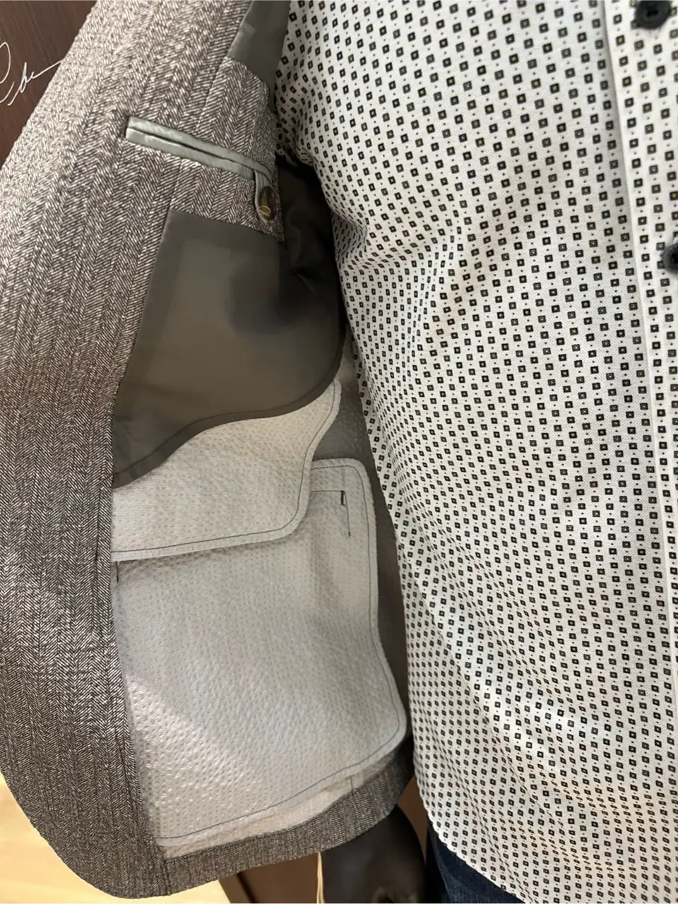 JOSEPH ABBOUD 上條 コーディネート画像