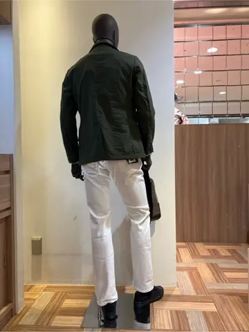 JOSEPH ABBOUD 小城 コーディネート画像