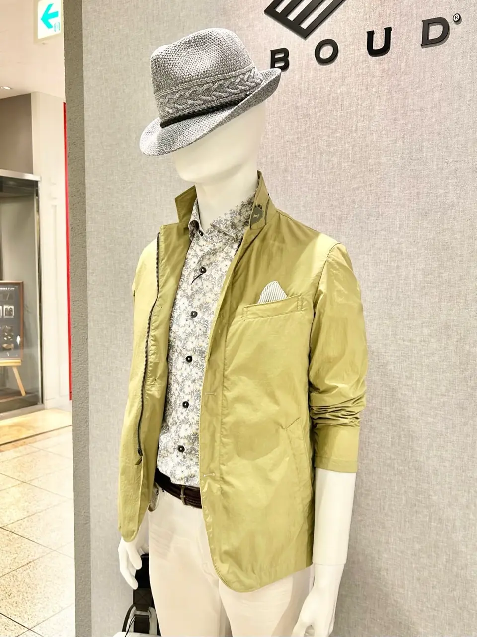 JOSEPH ABBOUD 上田 コーディネート画像