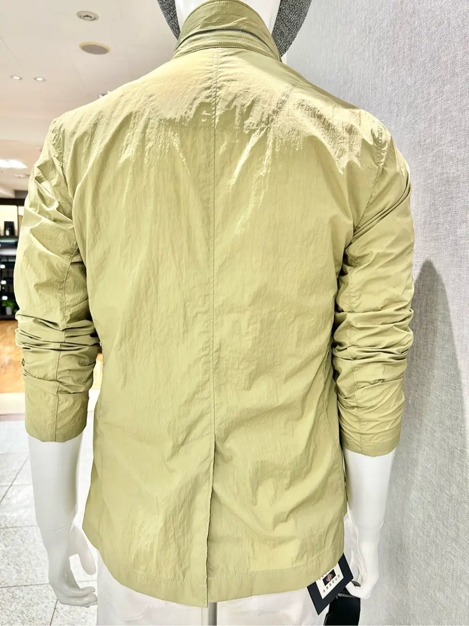 JOSEPH ABBOUD 上田 コーディネート画像