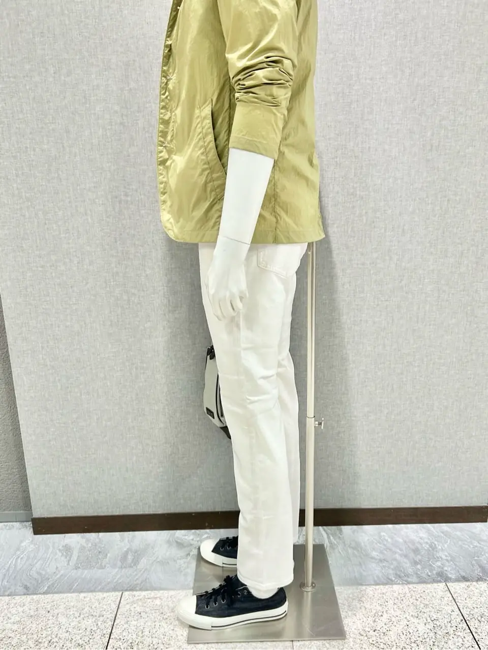 JOSEPH ABBOUD 上田 コーディネート画像