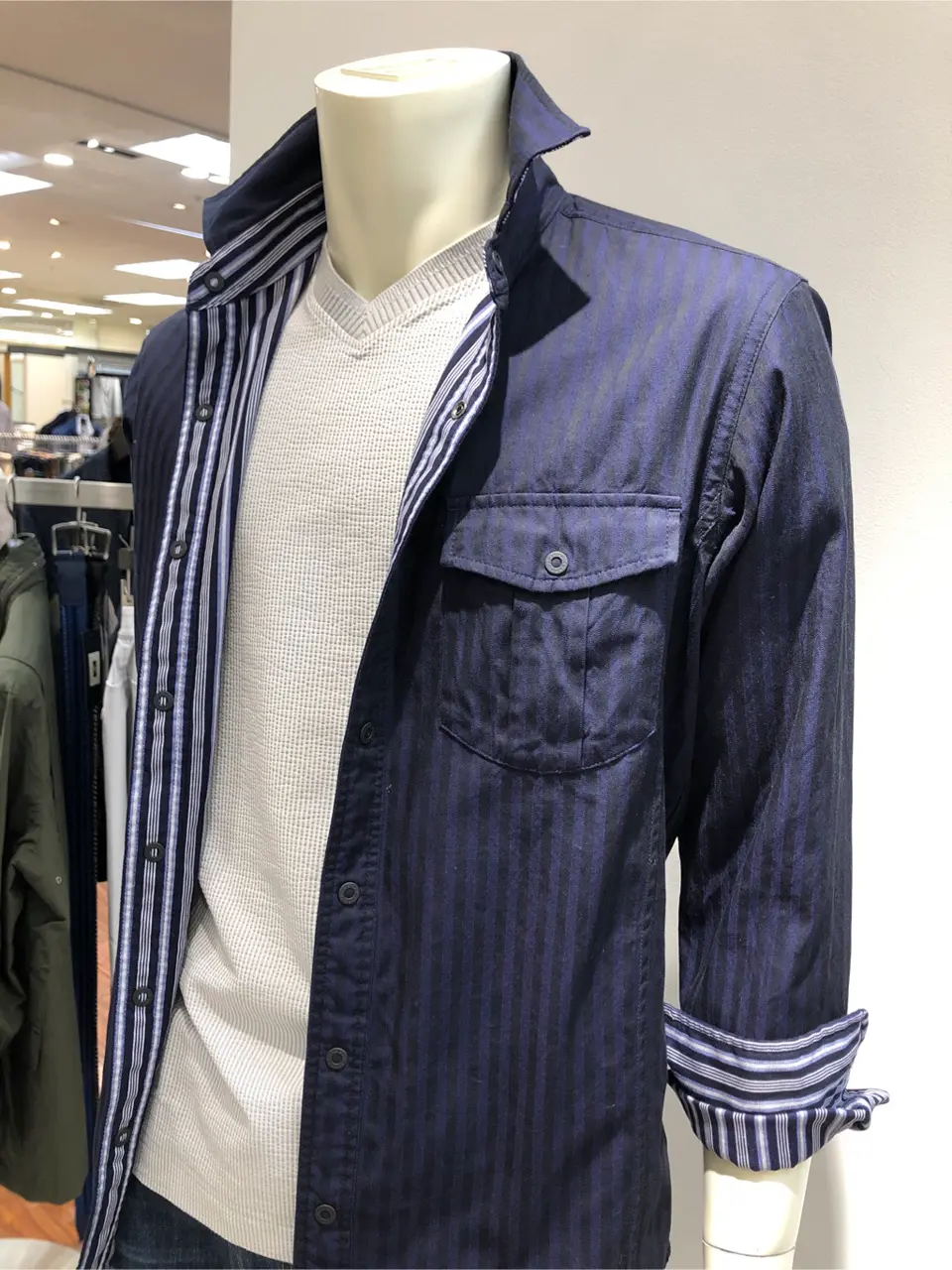 JOSEPH ABBOUD 小籏 コーディネート画像