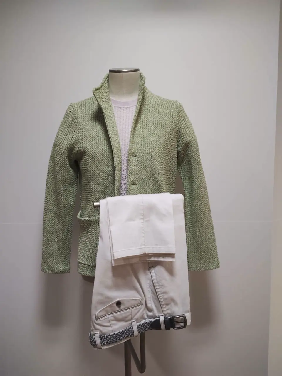 JOSEPH ABBOUD 三宅 コーディネート画像