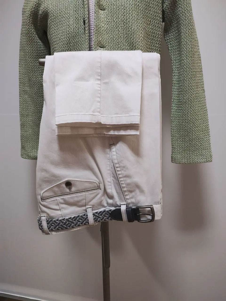 JOSEPH ABBOUD 三宅 コーディネート画像