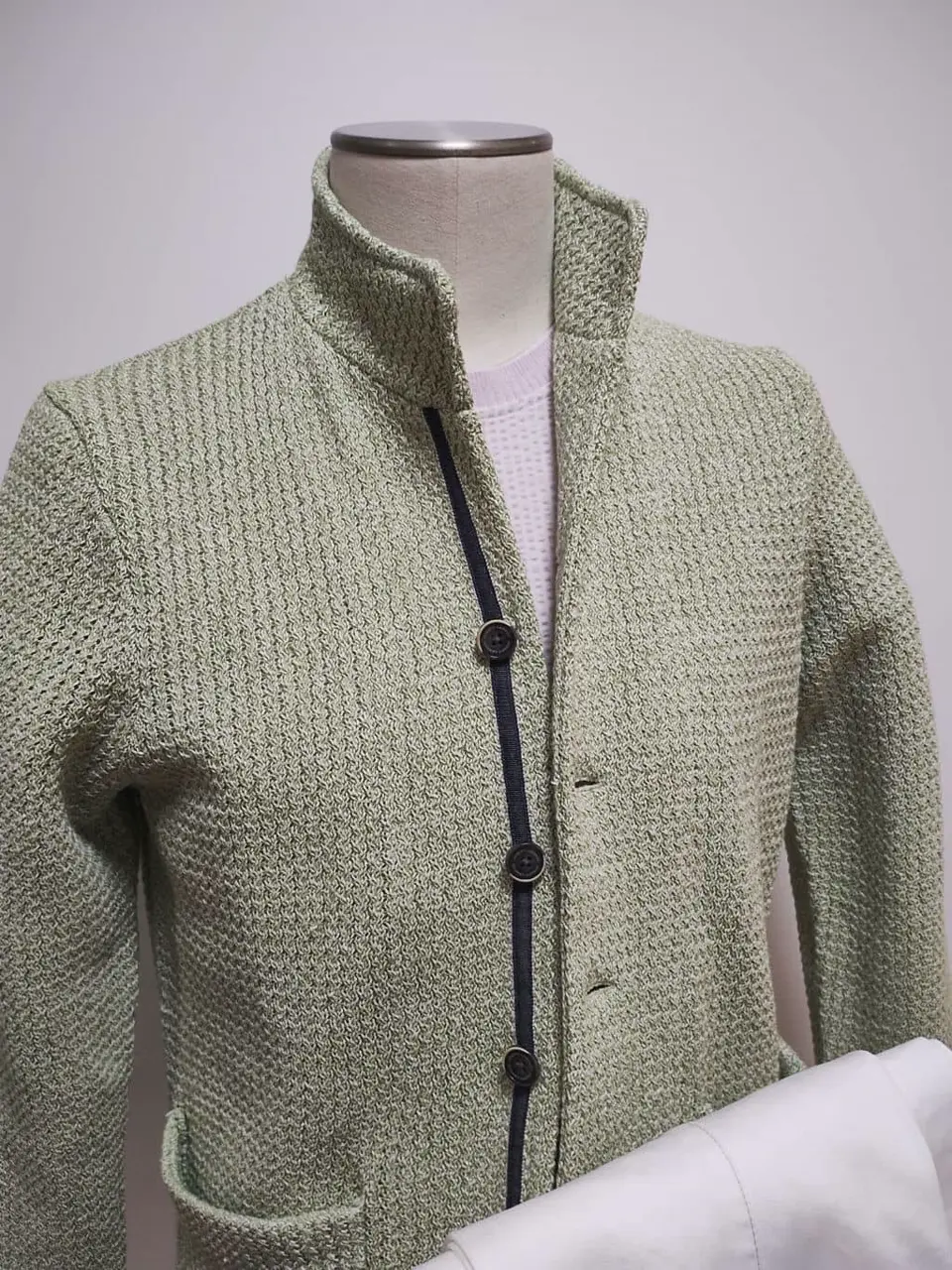 JOSEPH ABBOUD 三宅 コーディネート画像