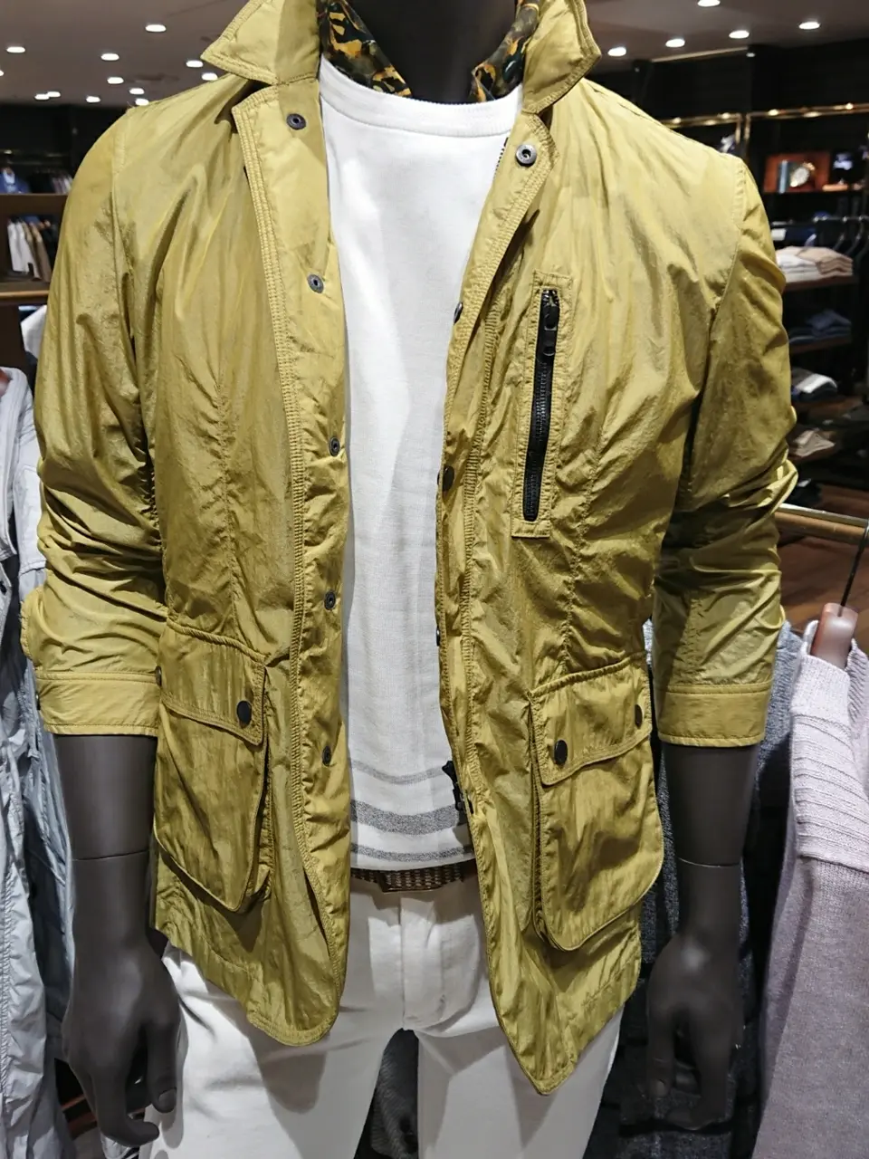 JOSEPH ABBOUD 堀口 コーディネート画像