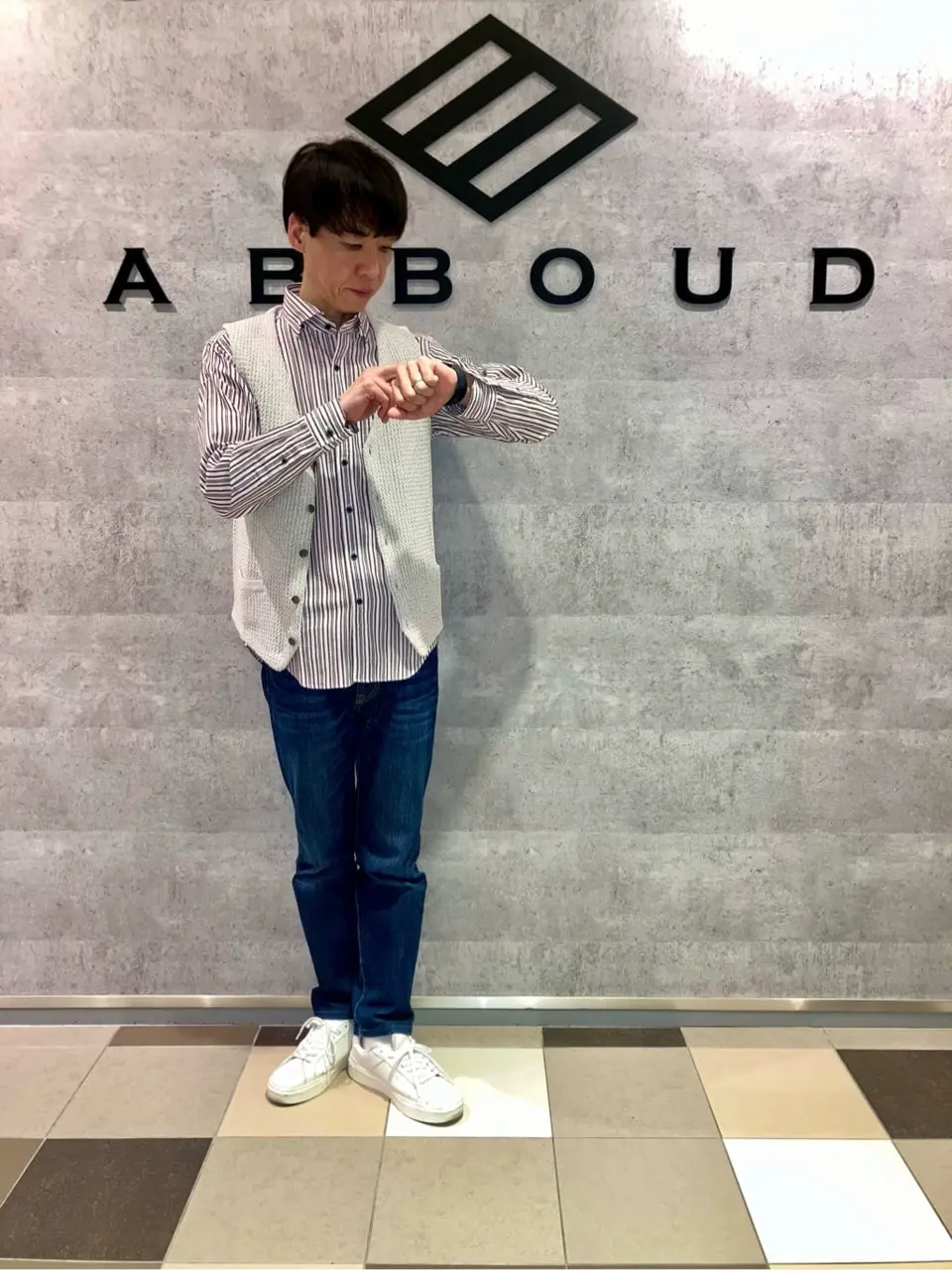 JOSEPH ABBOUD 足立 コーディネート画像