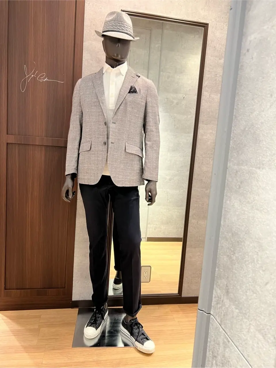 JOSEPH ABBOUD 上條 コーディネート画像