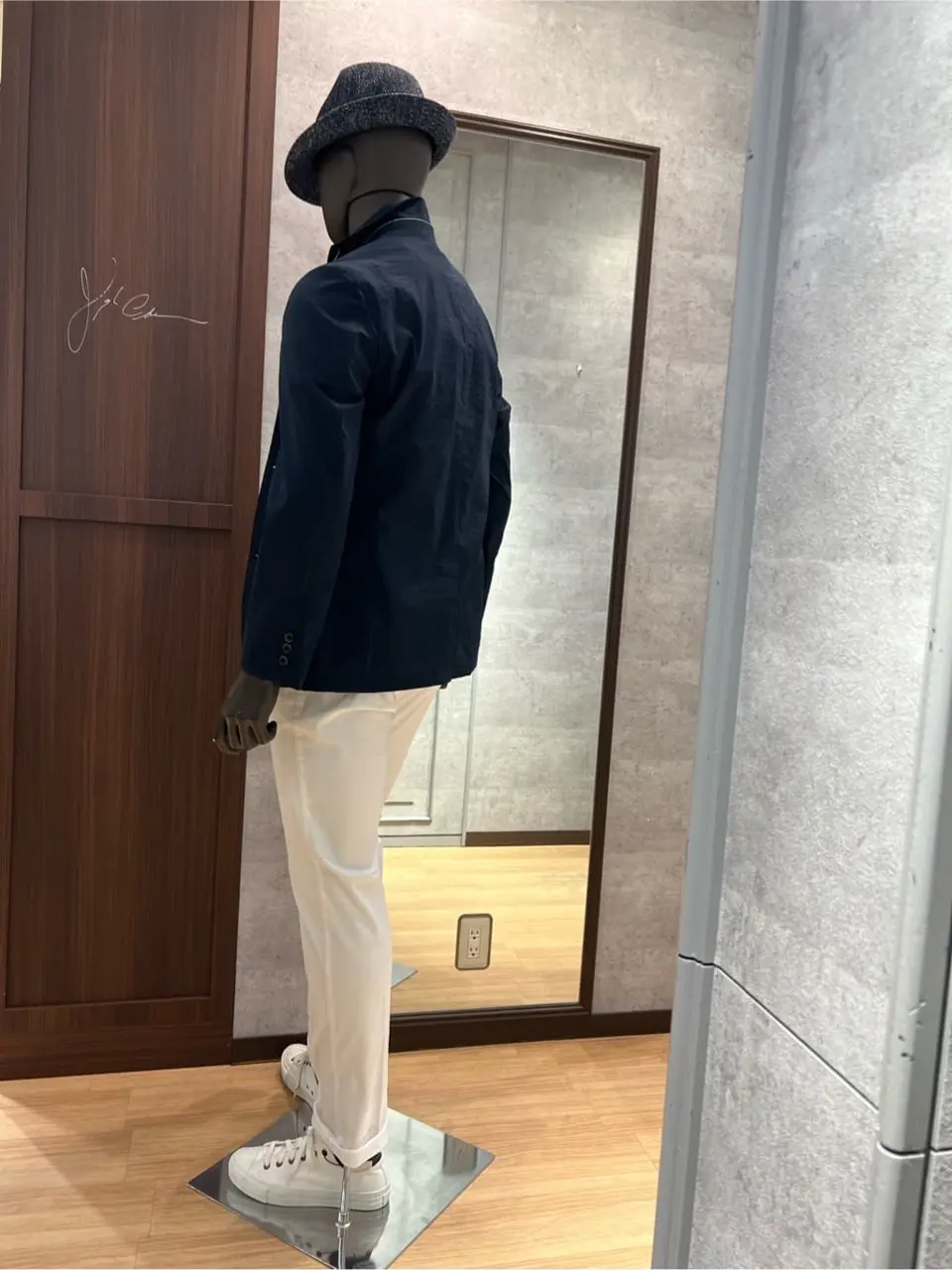 JOSEPH ABBOUD 上條 コーディネート画像